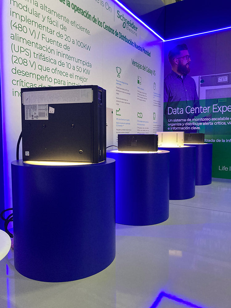 Stand Tau Energía