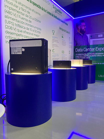Stand Tau Energía